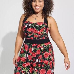 Disney Villains Queen Of Hearts Stretch Challis Halter Romper 4x